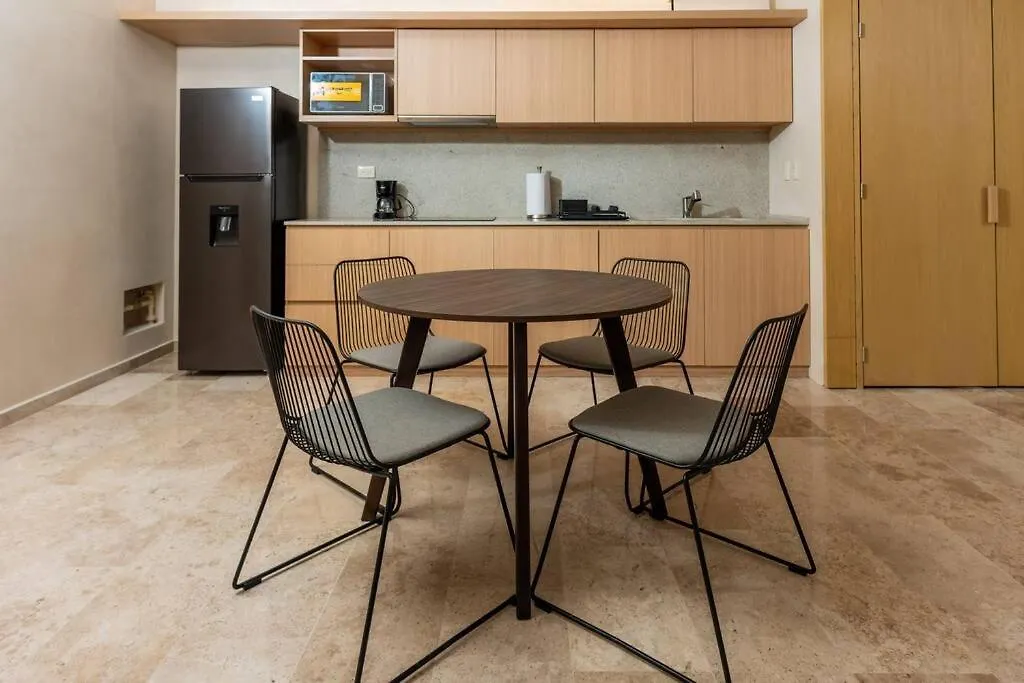 Estudio Moderno En La Av Nader 칸쿤 아파트